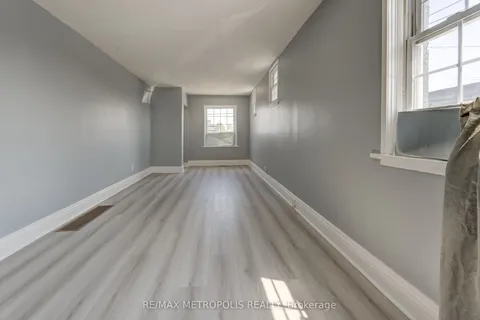 157 KENILWORTH Avenue, ON L8H 4R9