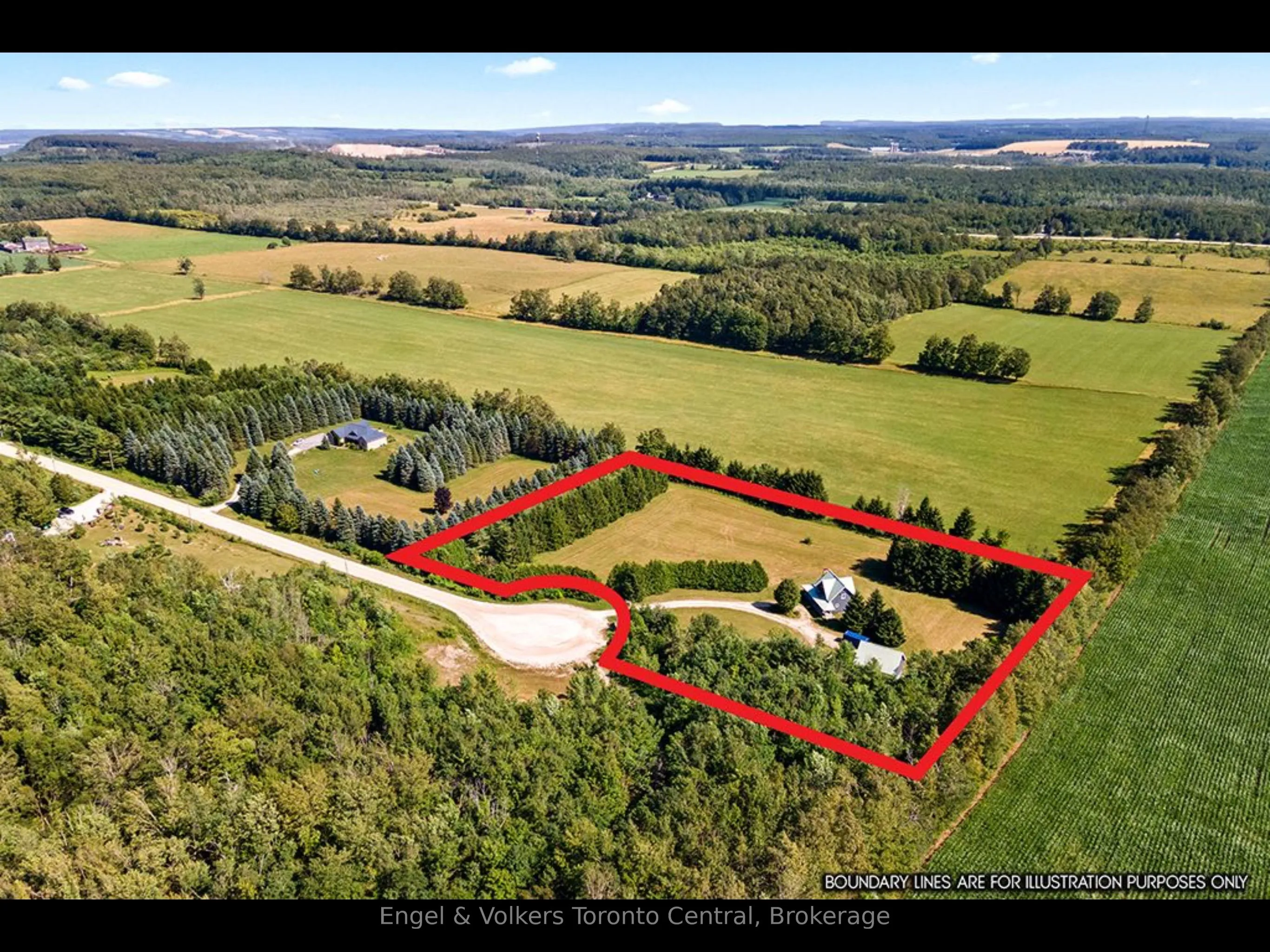 210 EAGLE Crescent, ON N0C 1M0