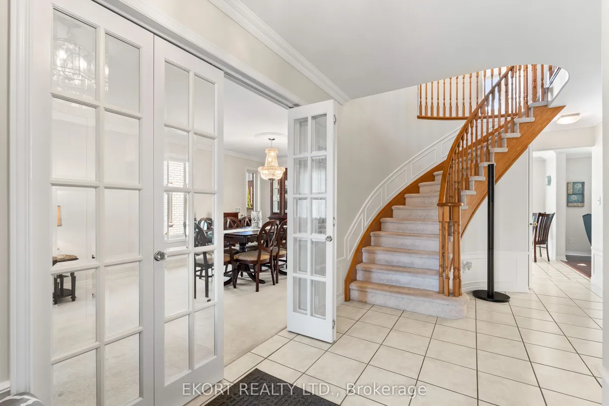 9 Huron Lane, ON K8N 5Y5