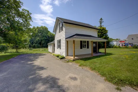 84 Main Street, ON N0G 2T0