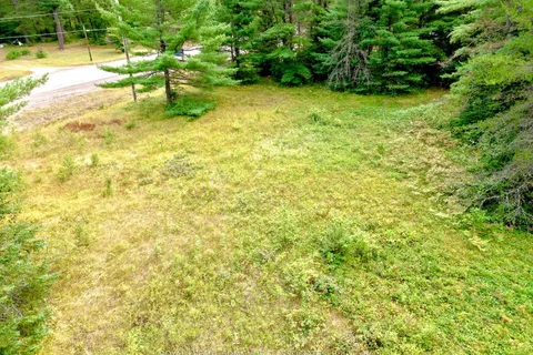 00 Highway 17 N/A, ON K0J 1P0