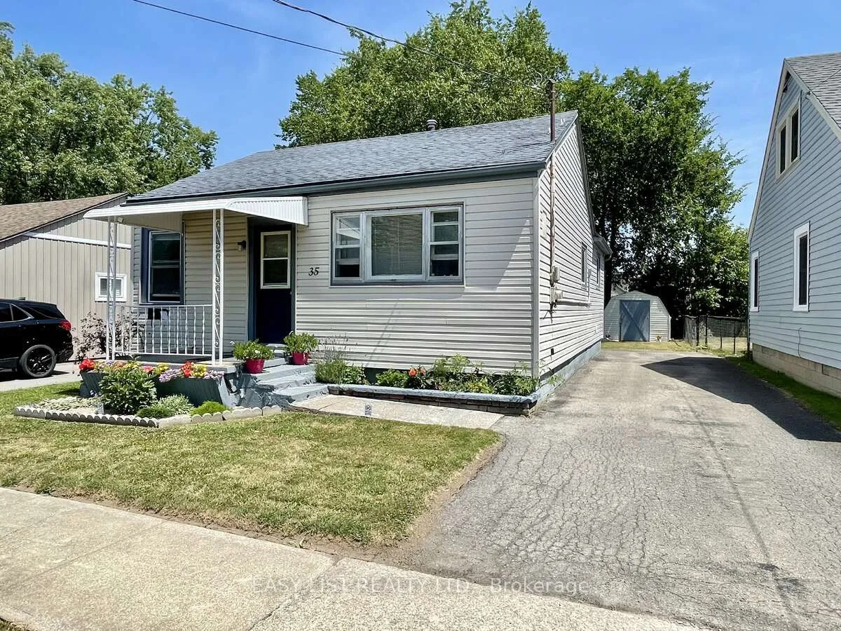 35 Mary Street, ON L2A 4A4