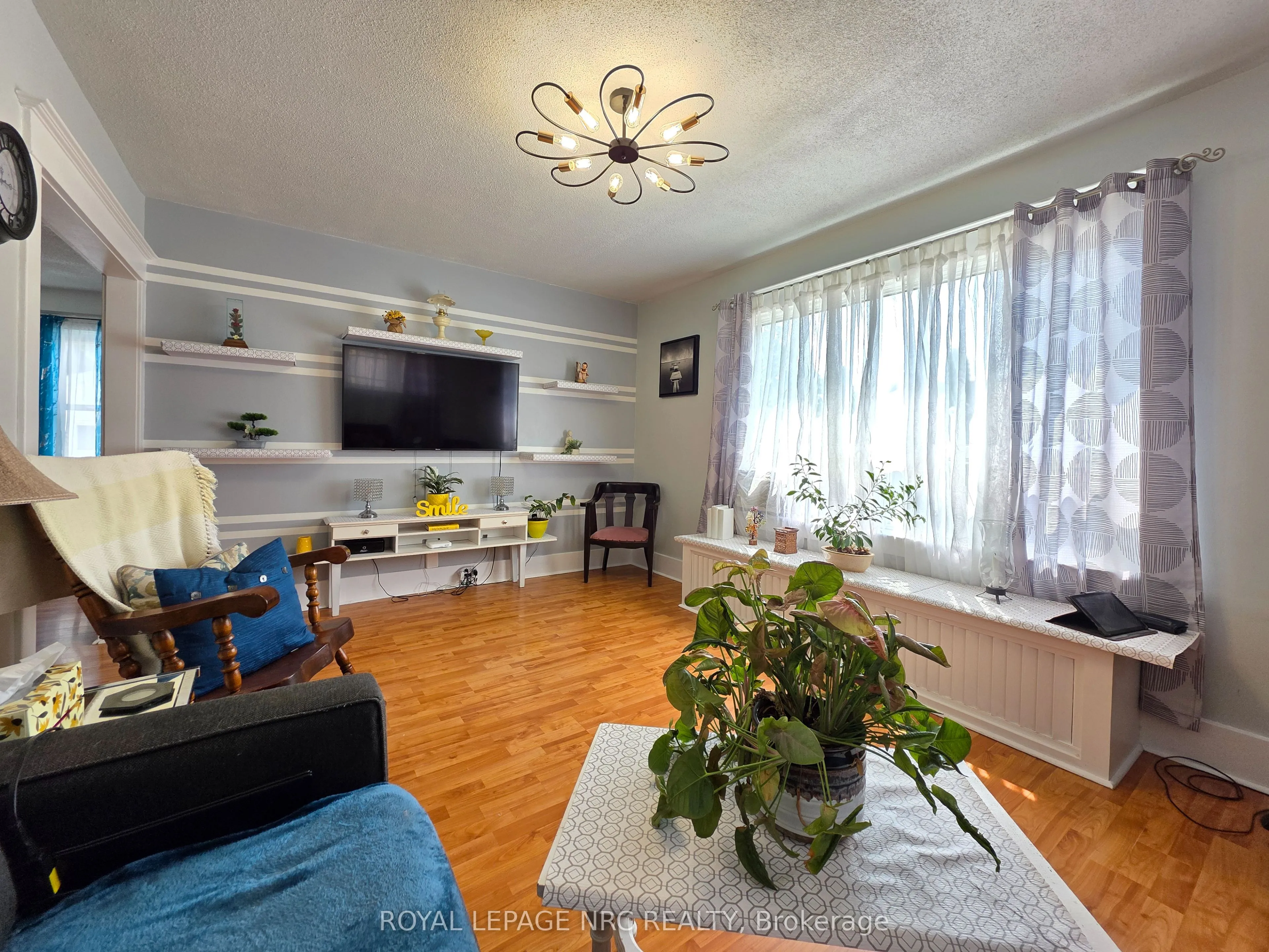 228 Jarvis Street, ON L2A 2S5