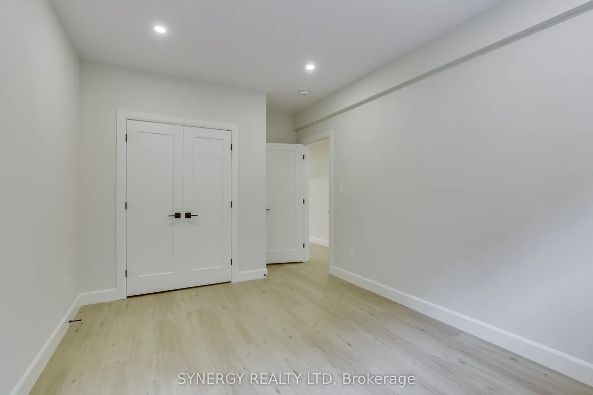 7 Haddon Lane, ON N7G 0B9