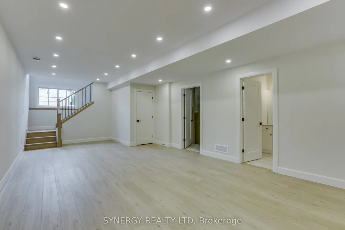 7 Haddon Lane, ON N7G 0B9