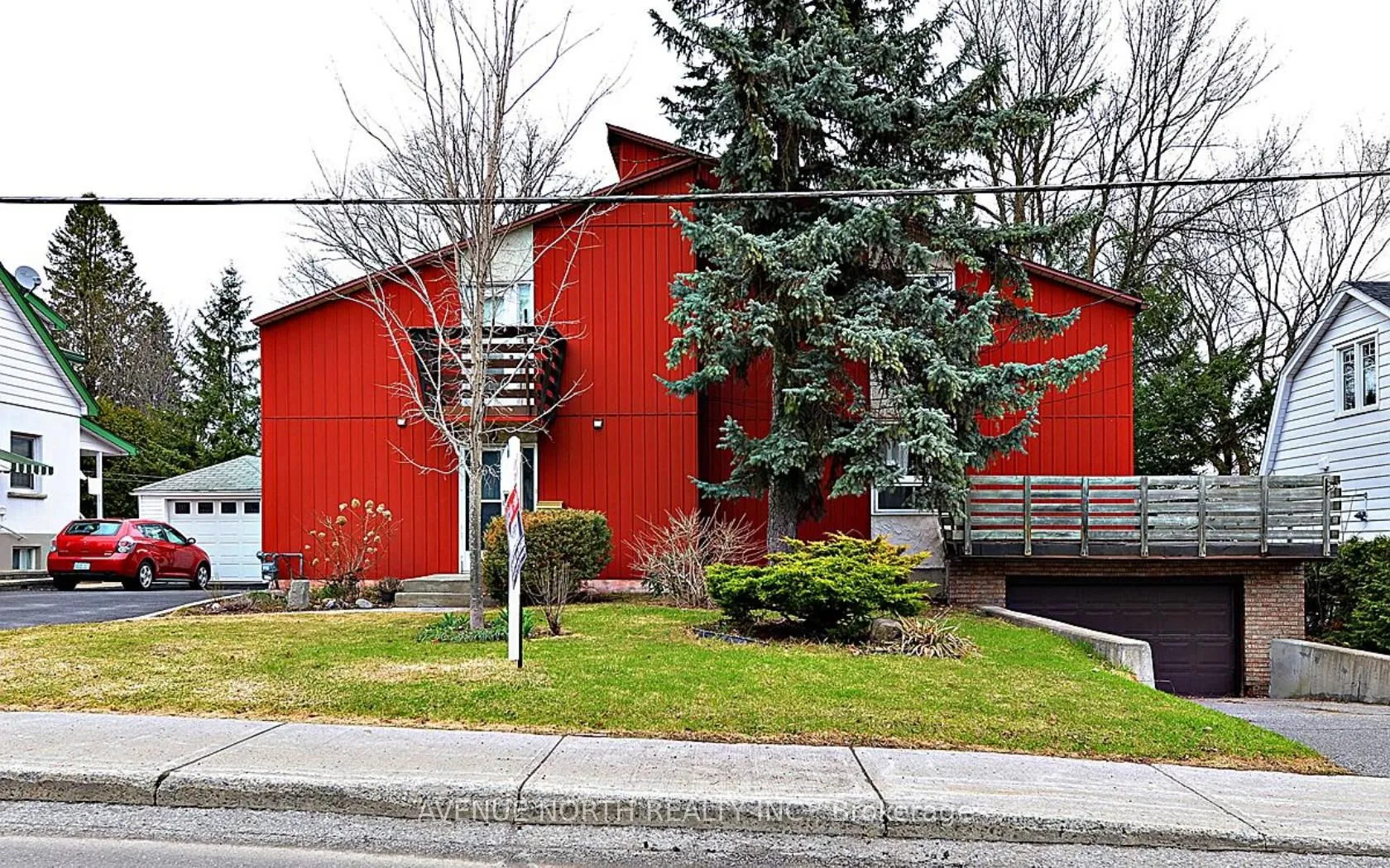 663 Broadview Avenue, ON K2A 2L9