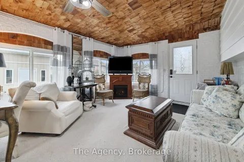 89 Endicott Terrace, ON L3C 5S3