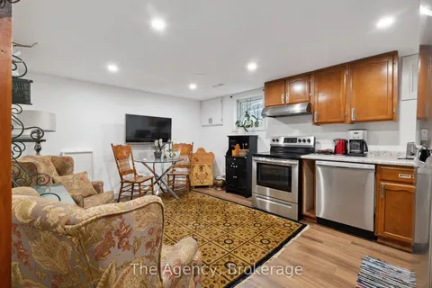 89 Endicott Terrace, ON L3C 5S3