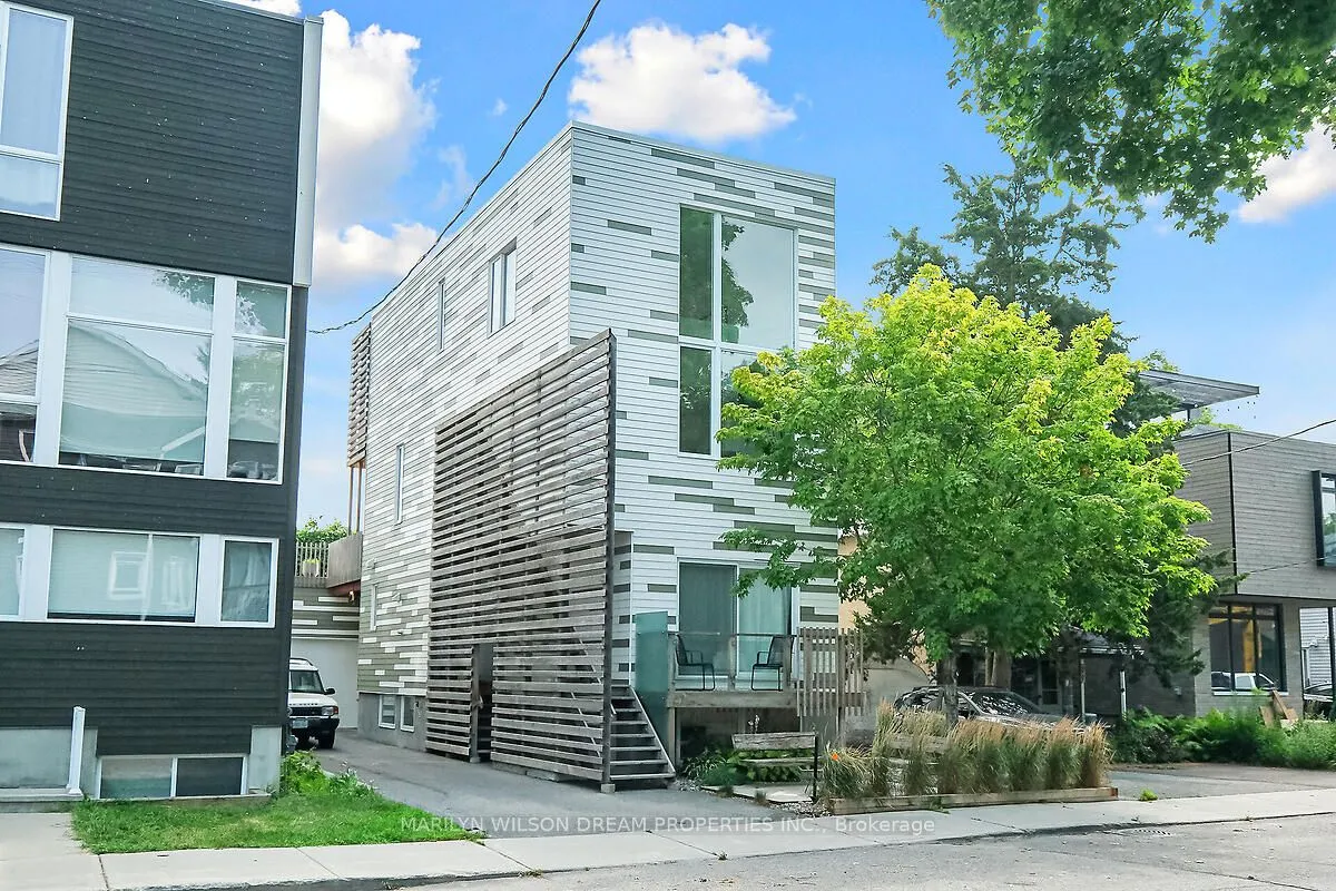 67 Pinhey Street, ON K1Y 1T5