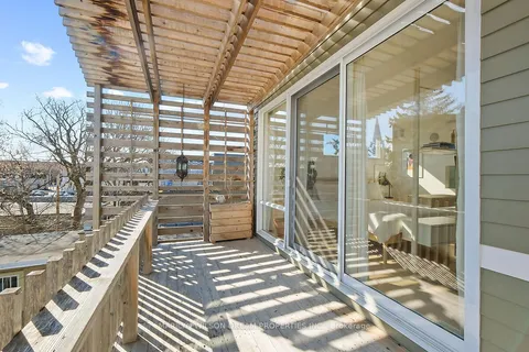 67 Pinhey Street, ON K1Y 1T5