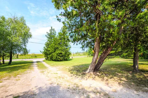 465 Shoreline Avenue, ON N0H 2T0