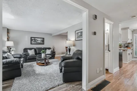 30 Springdale Boulevard, ON N1H 6X5