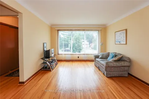 5750 Hodgson Avenue, ON L2H 1H5