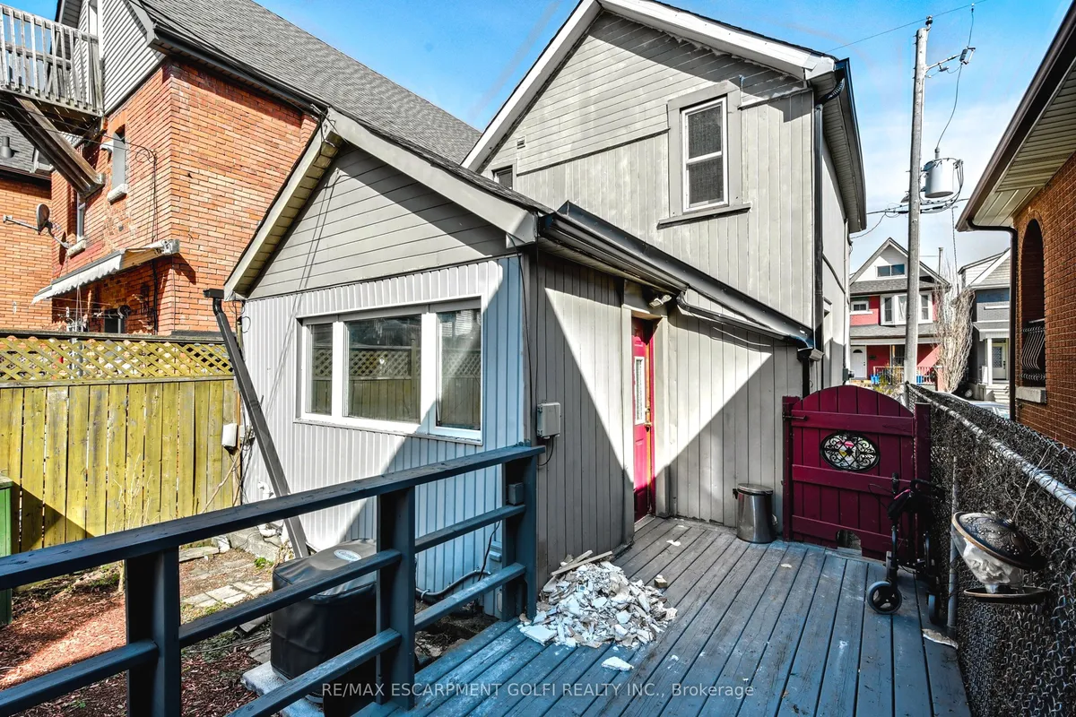 381 Herkimer Street, ON L8P 2J2