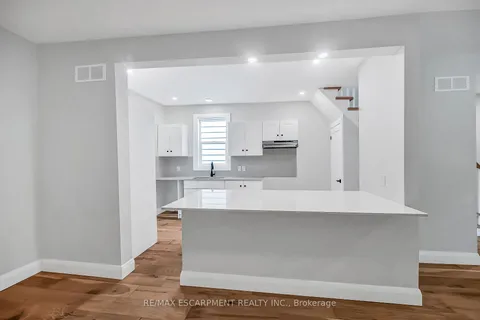 193 Glendale Avenue, ON L8L 7K2