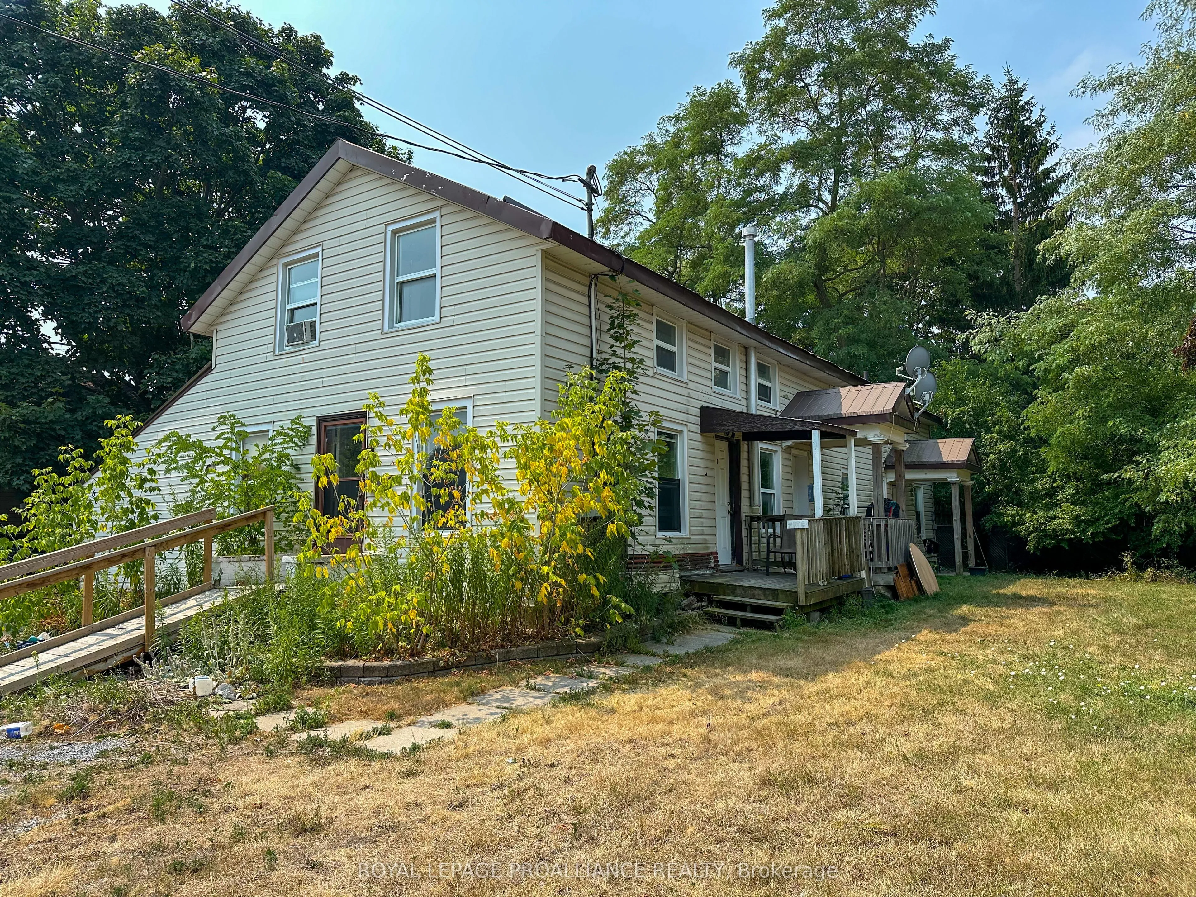 168 Yeomans Street, ON K8P 3Y2