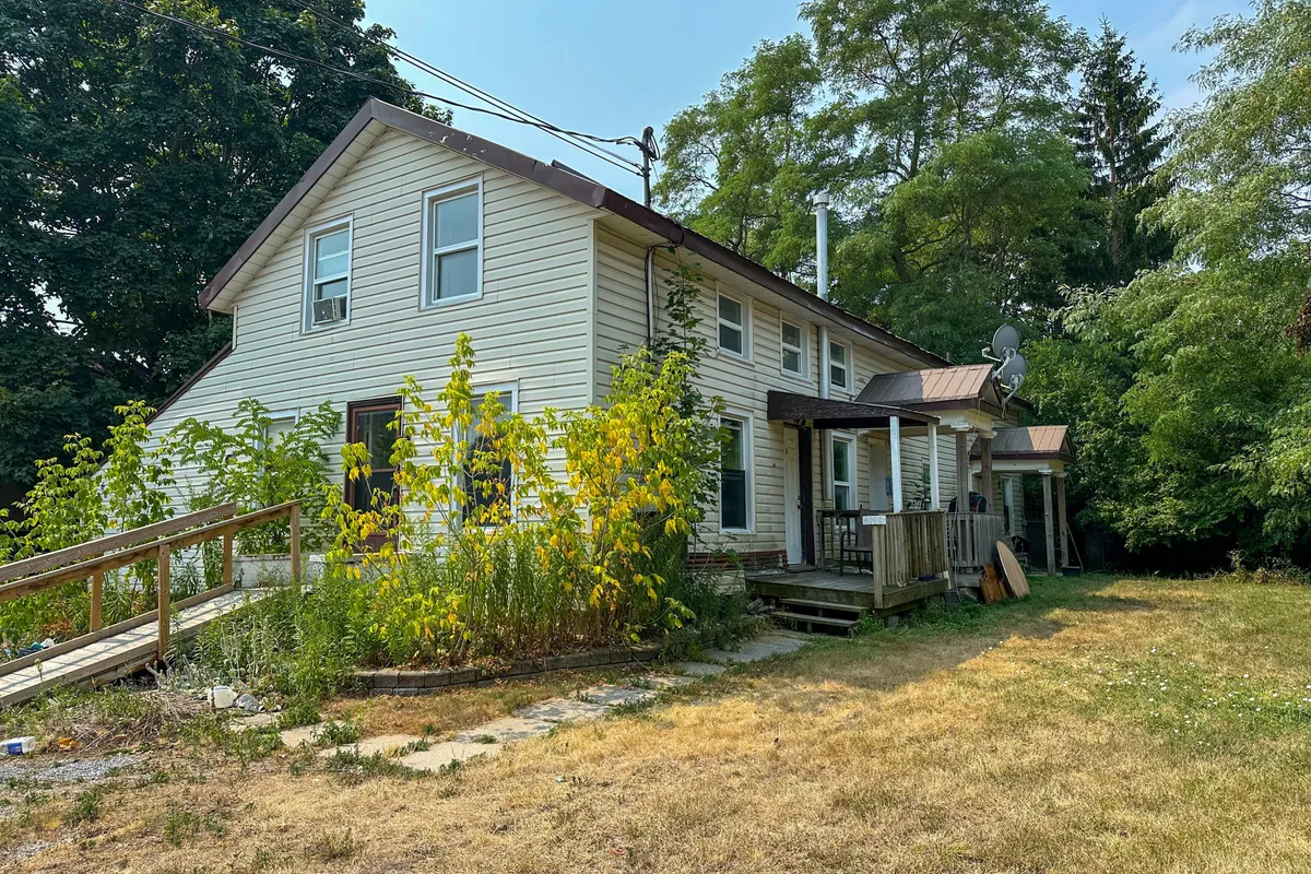 168 Yeomans Street, ON K8P 3Y2