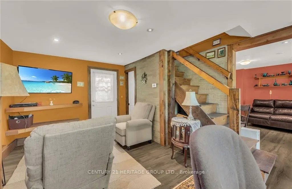 35 Canal Bank Road, ON L3K 2M6