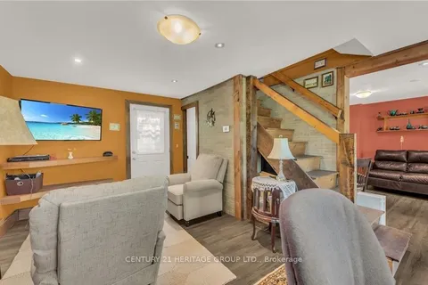 35 Canal Bank Road, ON L3K 2M6