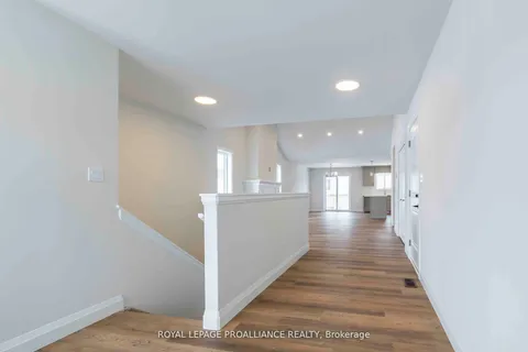 78 Stirling Crescent, ON K0K 2T0