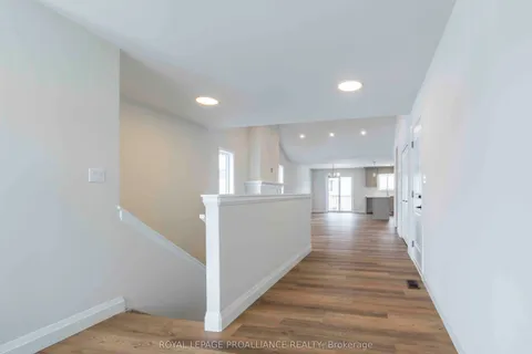 70 Stirling Crescent, ON K0K 2T0