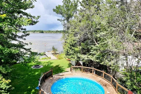 1389 Portage Road, ON K0M 2B0