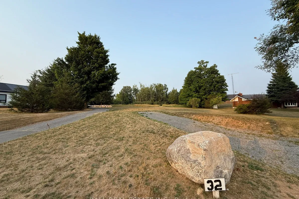 32 Concession Street, ON K0L 1Z0