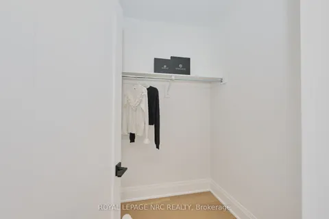 12 Accursi Crescent, ON L0S 1E2