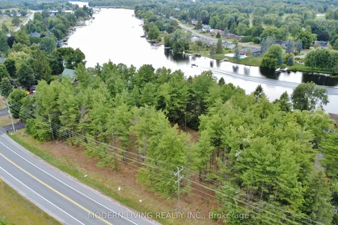 2620 River Road, ON K4M 1B4