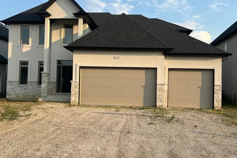 217 Cowan Court, ON N9V 0B9