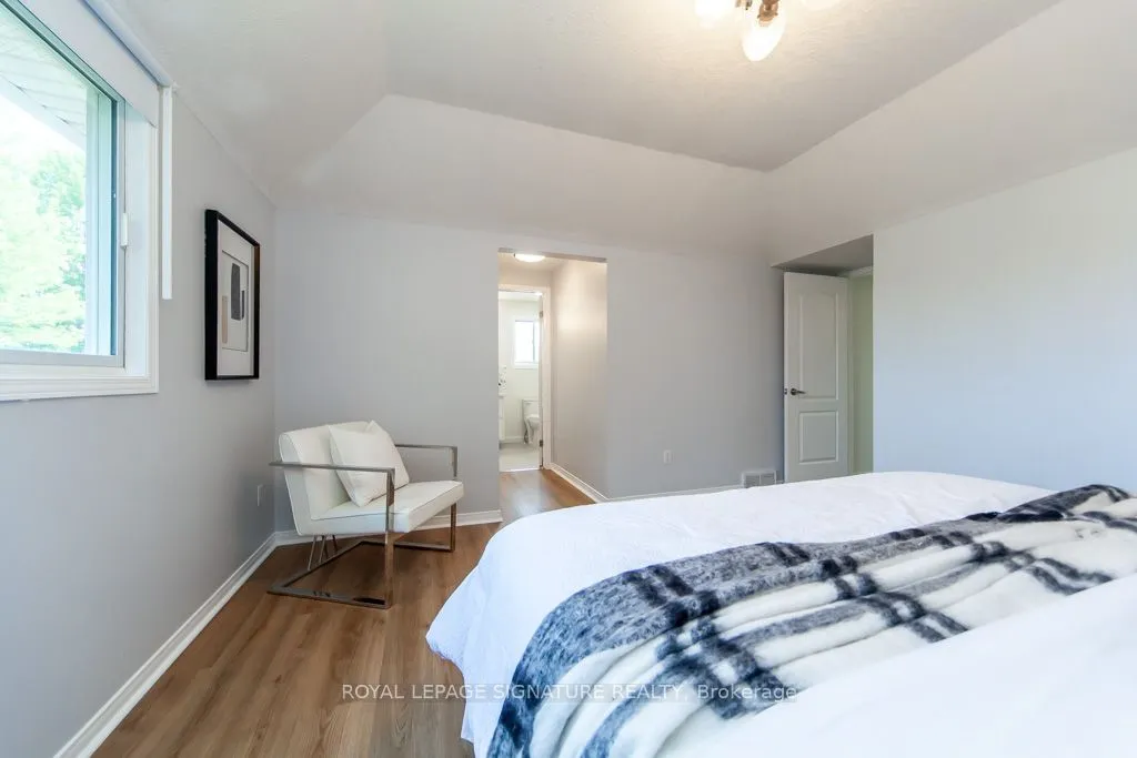 579 Windjammer Way, ON N2K 3Z6