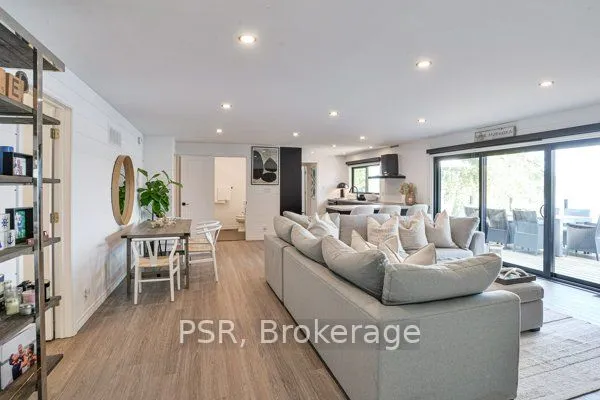 1018 Georgina Way, ON P1P 1R2