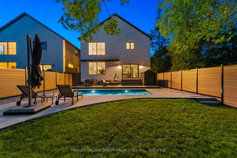 1108A Falaise Road, ON K2A 2B1