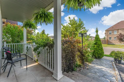 8424 Mulberry Drive, ON L2H 0K4