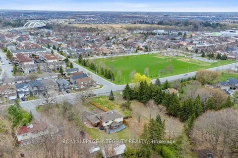 3440 Woodroffe Avenue, ON K2J 3Z8