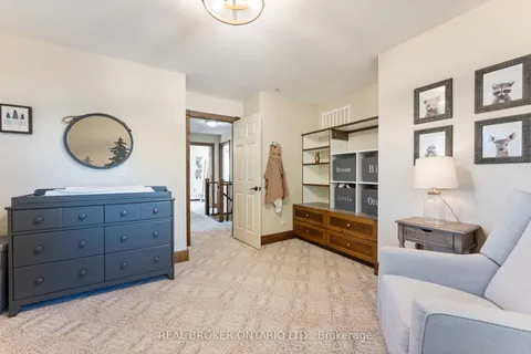 182 Governor's Rd Road, ON N3L 3E1