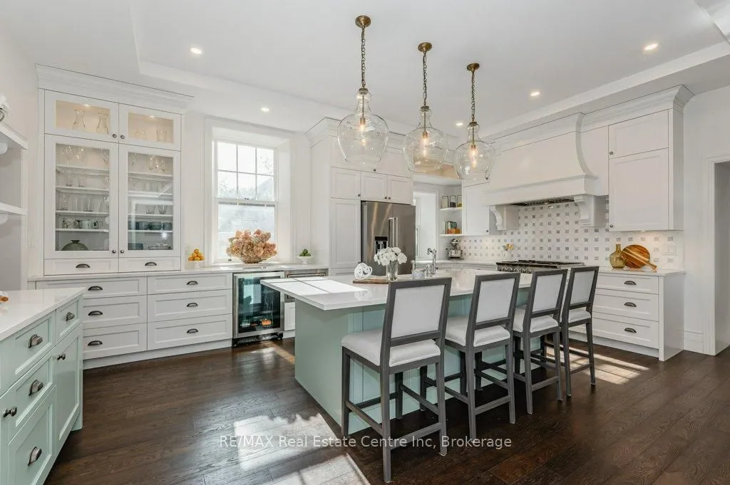 15 Liverpool Street, ON N1H 2K8