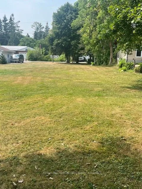 10 Alma Street, ON K0L 2W0