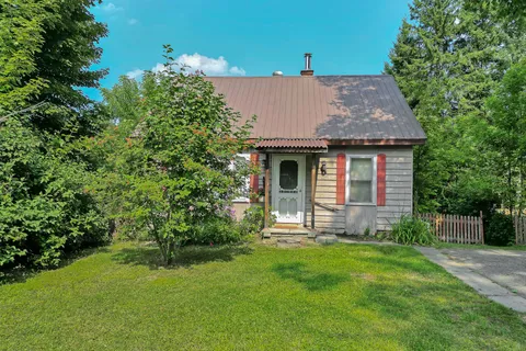 14 Tait Street, ON P1H 1W5