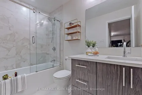 809 Star Private, ON K2L 1W2