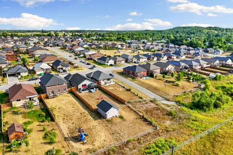 3 Darrell Drain Crescent, ON K0L 2V0