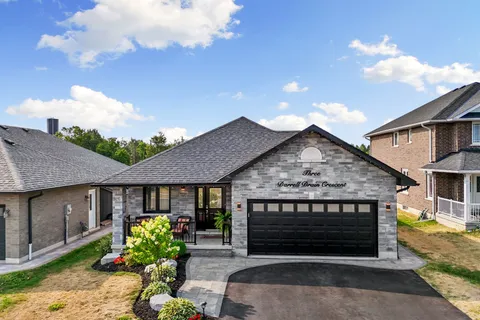 3 Darrell Drain Crescent, ON K0L 2V0