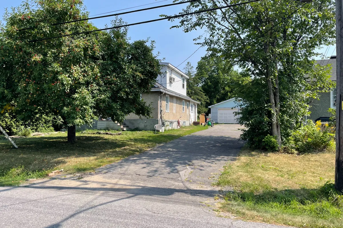 475 RICHARDSON Avenue, ON K2B 5G9