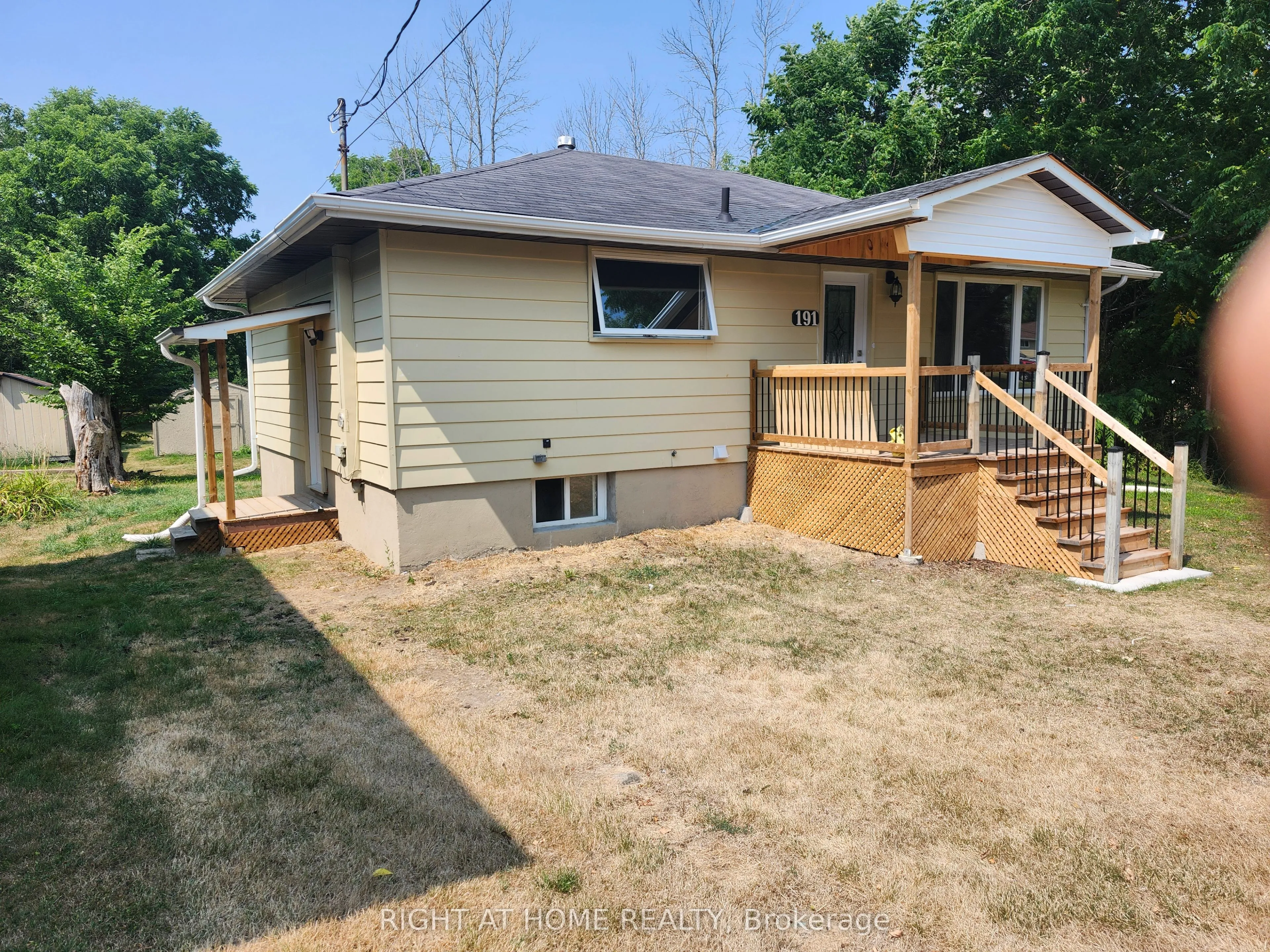 191 Brant Street, ON K0K 1X0