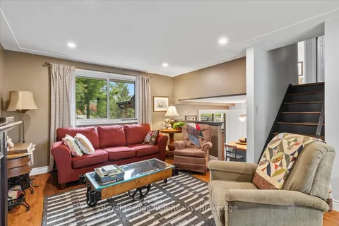 161 6th Street, ON N4N 1B9