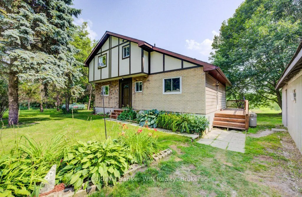 7589 89 Highway, ON N0G 2L0