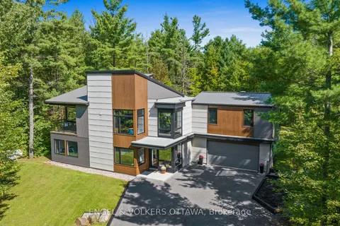 108 EDITH MARGARET Place, ON K2W 1A8