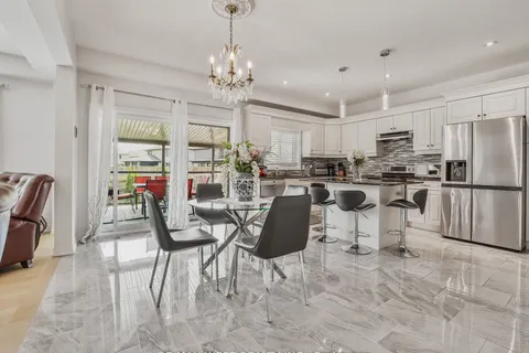 5632 Osprey Avenue, ON L2H 0M2