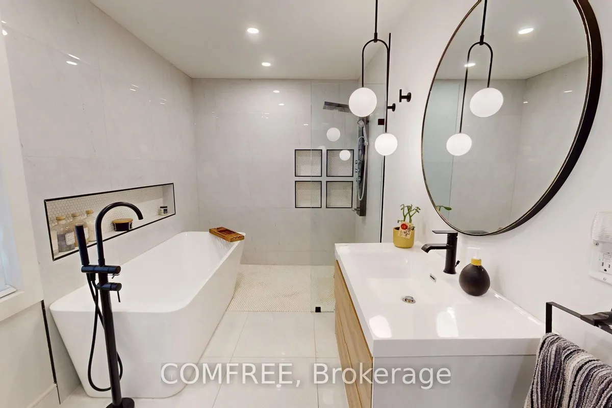 477 Fairview Street, ON N3A 1M6