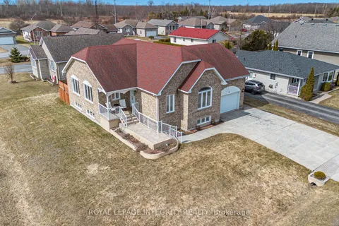 55 Rowan Drive, ON K0C 1X0